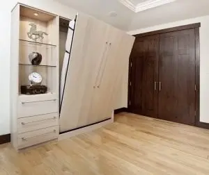 سرير نوم قابل للطي بشكل دائم